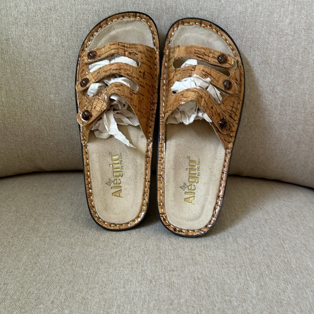 Algeria Sandals - Picture 4 of 4